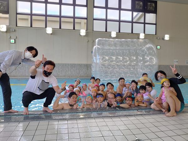 フィットタカのプールイベントが熱いの画像